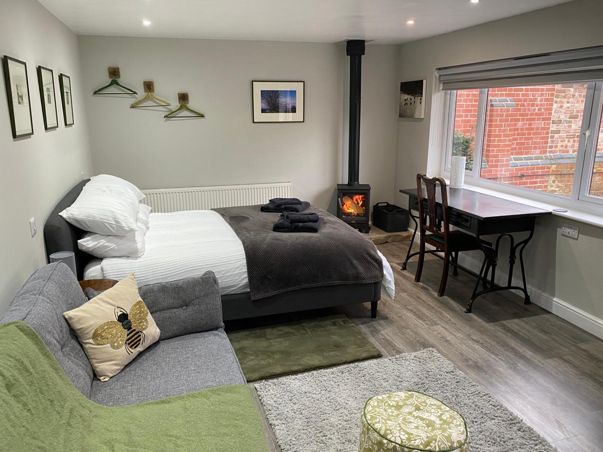 Spalding - Self Contained Studio Double - An Extra Single Bed Can Be Provided Exterior foto