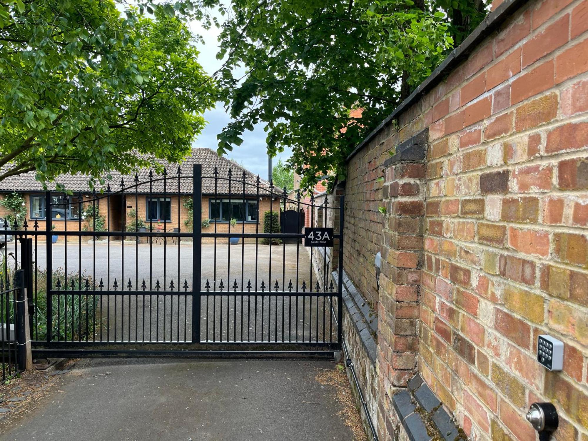 Spalding - Self Contained Studio Double - An Extra Single Bed Can Be Provided Exterior foto